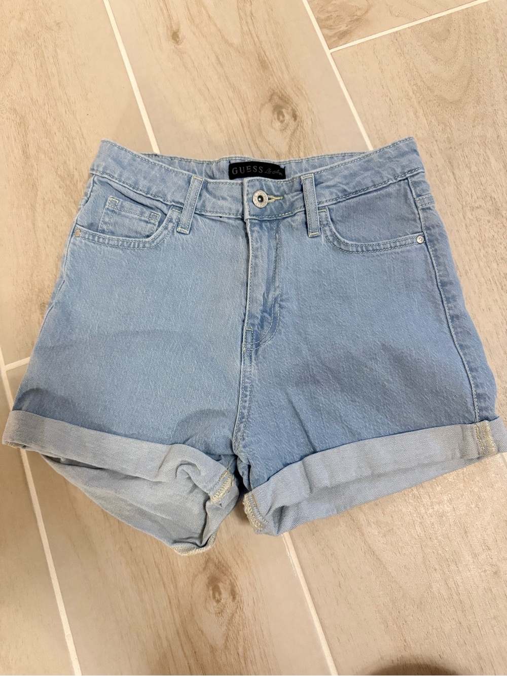 GUESS Light Blue Cuffed Denim Shorts sz 25